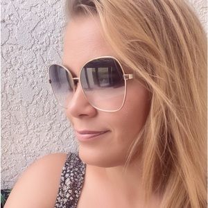 Meet your Posher, Aimee